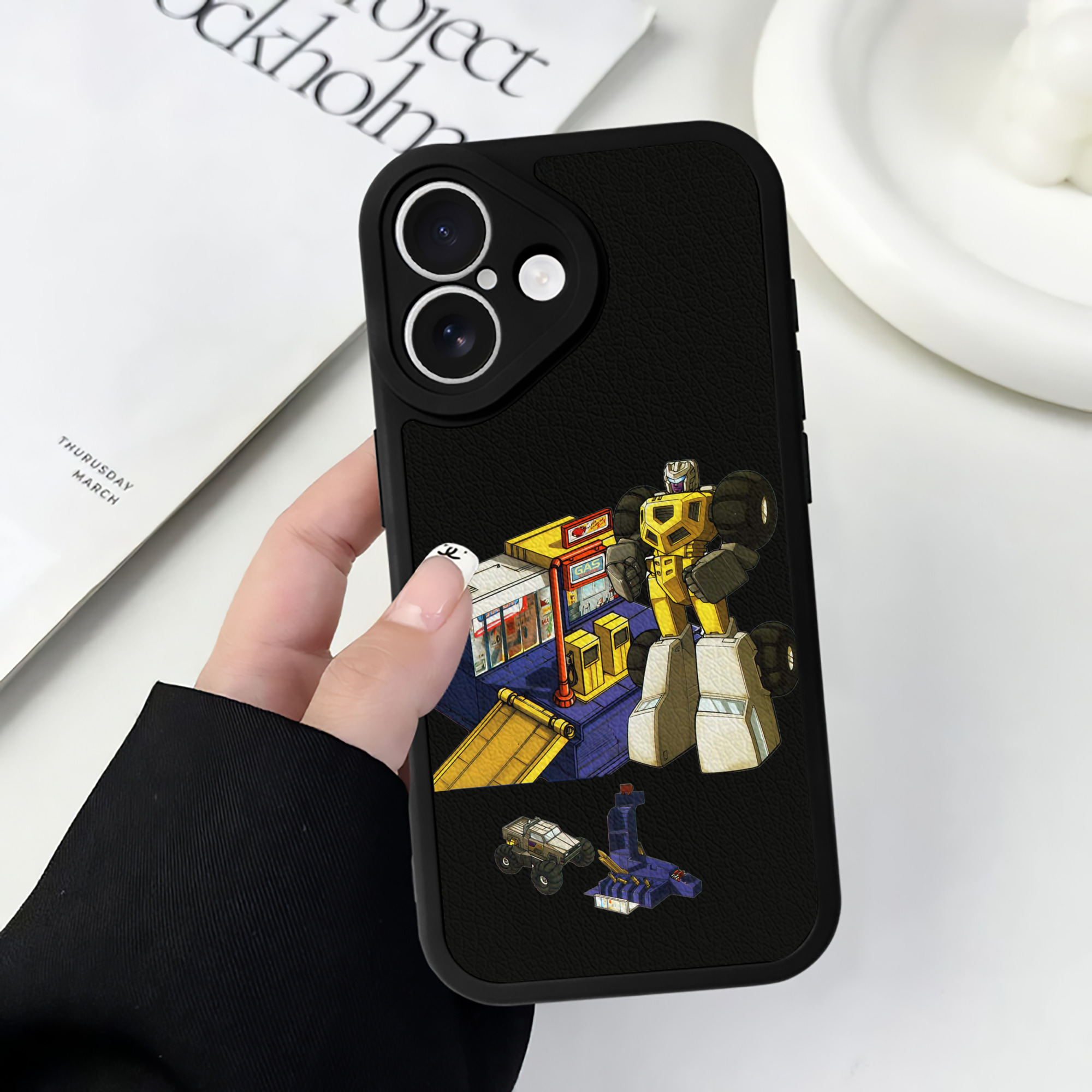 （画像用）  【iPhone 16シリーズ対応】シリコンスマホケース（レザー調） 材質：シリコン
